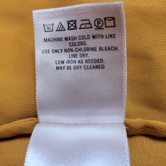 Mustard Yellow Flowery Sleeveless Top Size 0 (XS) - Picture 11 of 11